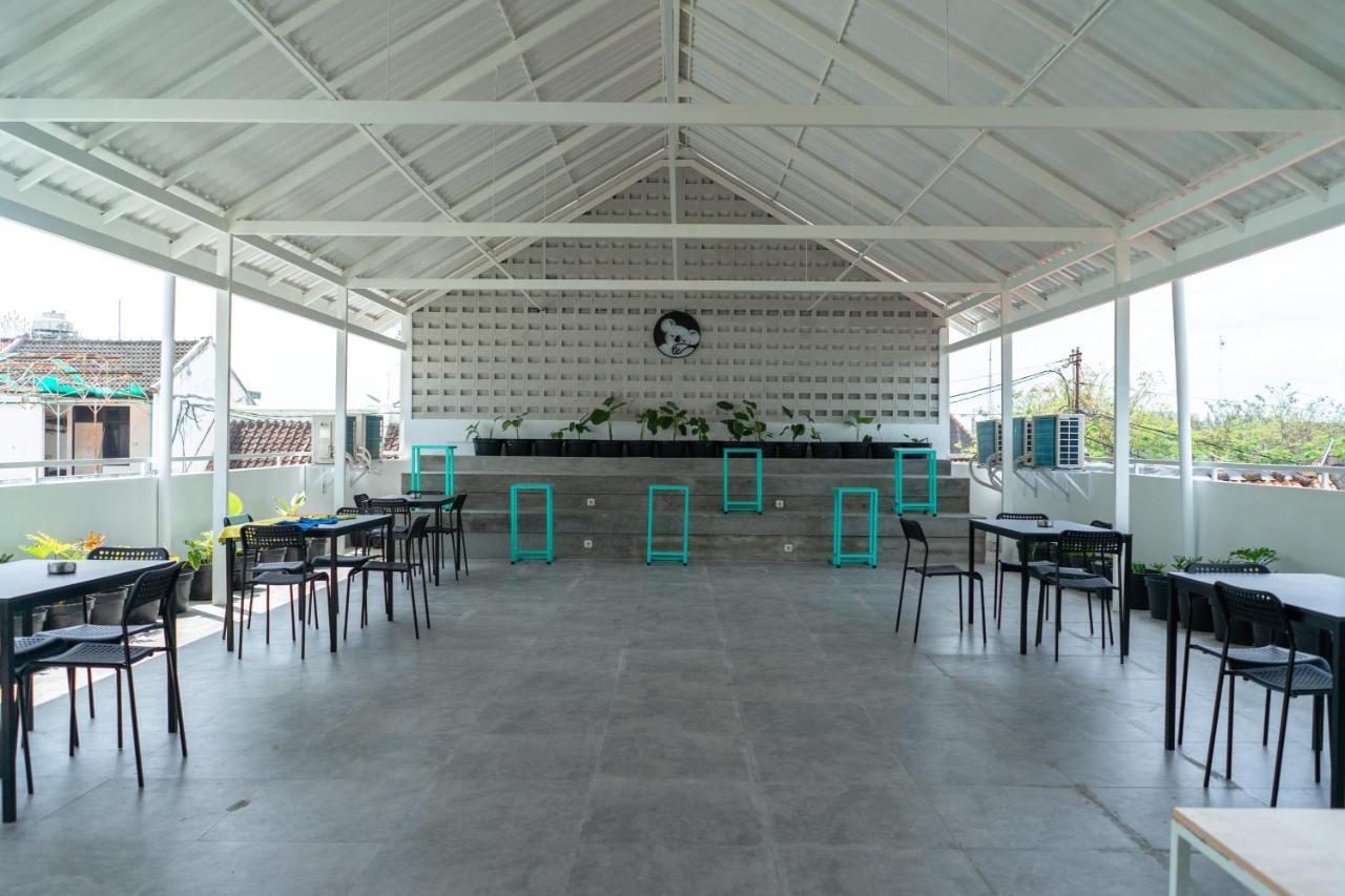 Bobopod Malioboro, Yogyakarta Hotel Kültér fotó